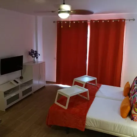 Malibu Park 3* Адехе