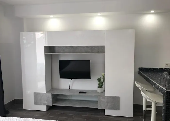 Aparthotel Malibu Park 3*