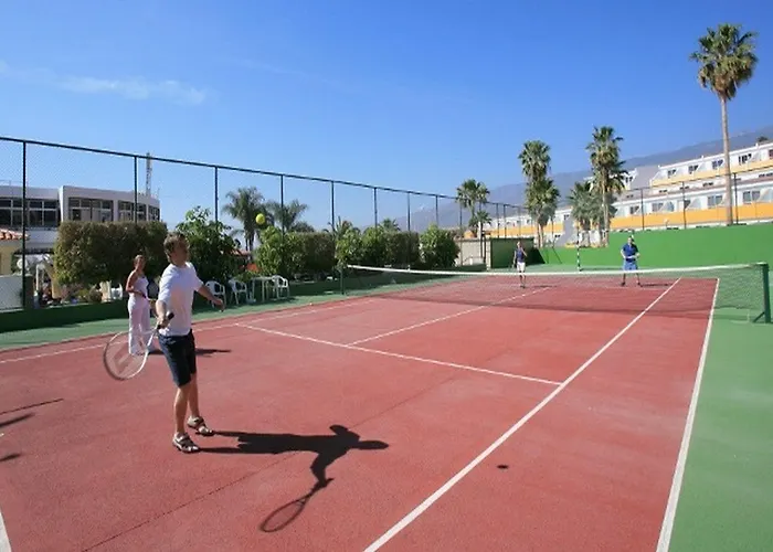 Malibu Park Apart-hotel 3*