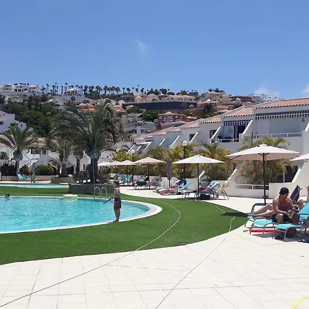 Malibu Park 3* אדחה