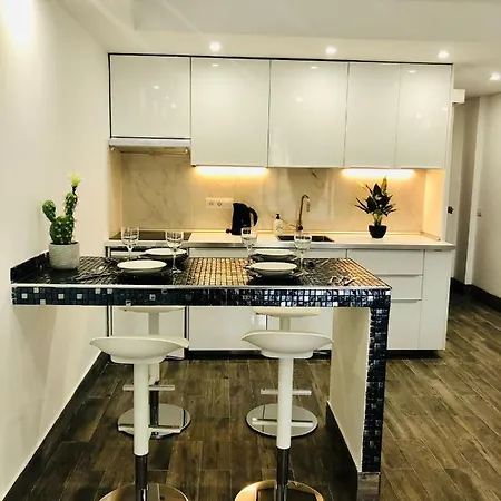 Aparthotel Malibu Park 3*