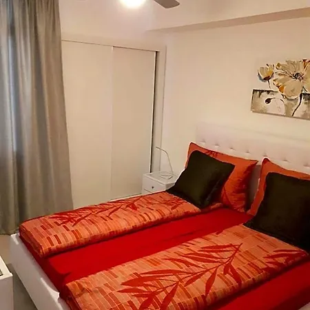 Apart-hotel Malibu Park