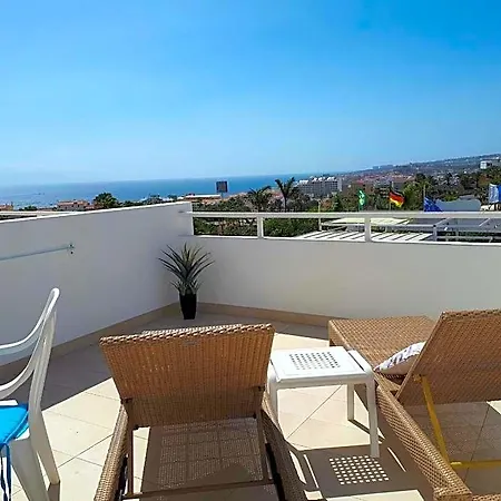 Malibu Park Aparthotel