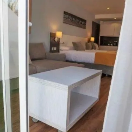 Aparthotel Malibu Park Costa Adeje (Tenerife)
