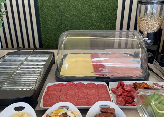 Malibu Park شقة فندقية 3*