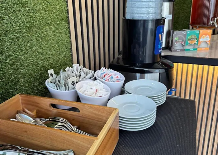 Malibu Park أذيخي