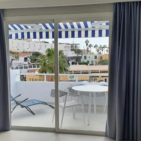 アパートホテル Malibu Park