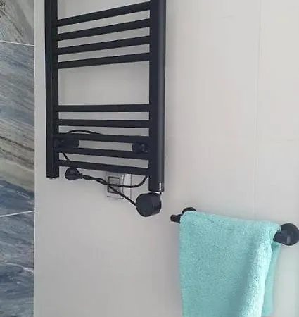 アパートホテル Malibu Park アデヘ